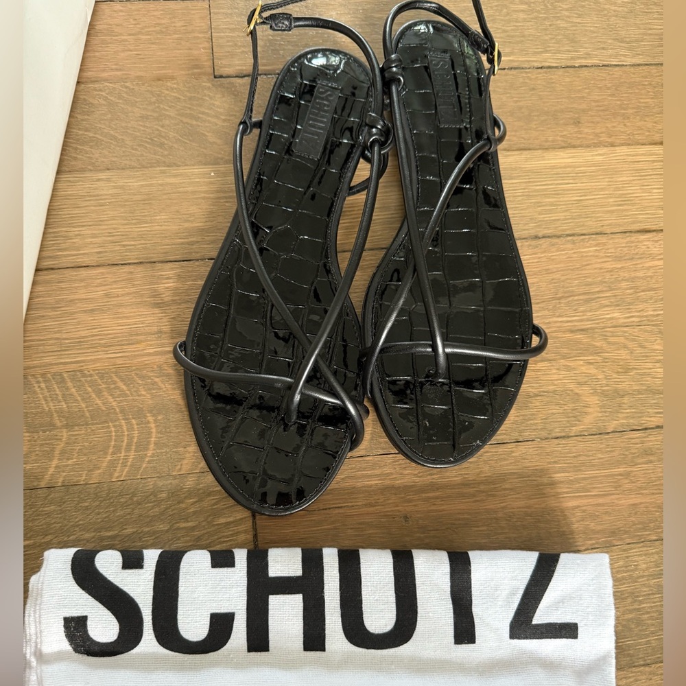 Schutz Women's Malta Strappy Sandals NWT Black 9.5